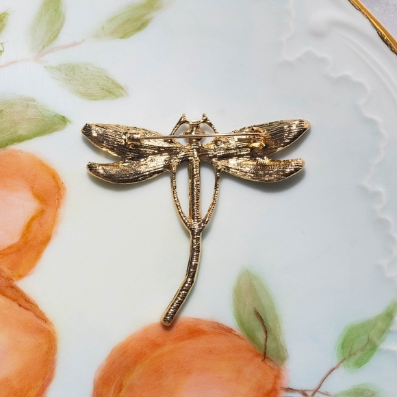 ✨Betsey Johnson Leandra Dragonfly Rhinestone Brooch - Picture 3 of 6